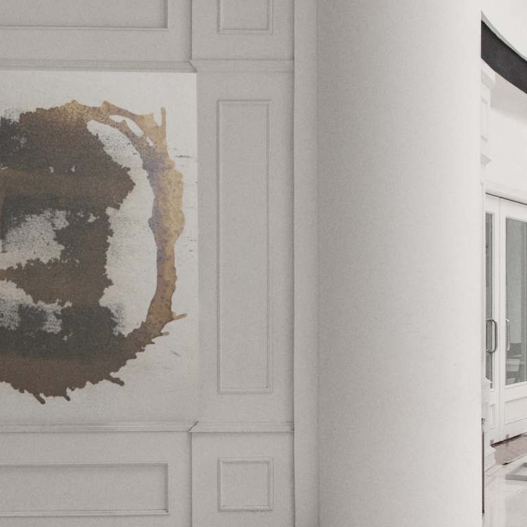 Abstrakter, finster dreinblickender Mann